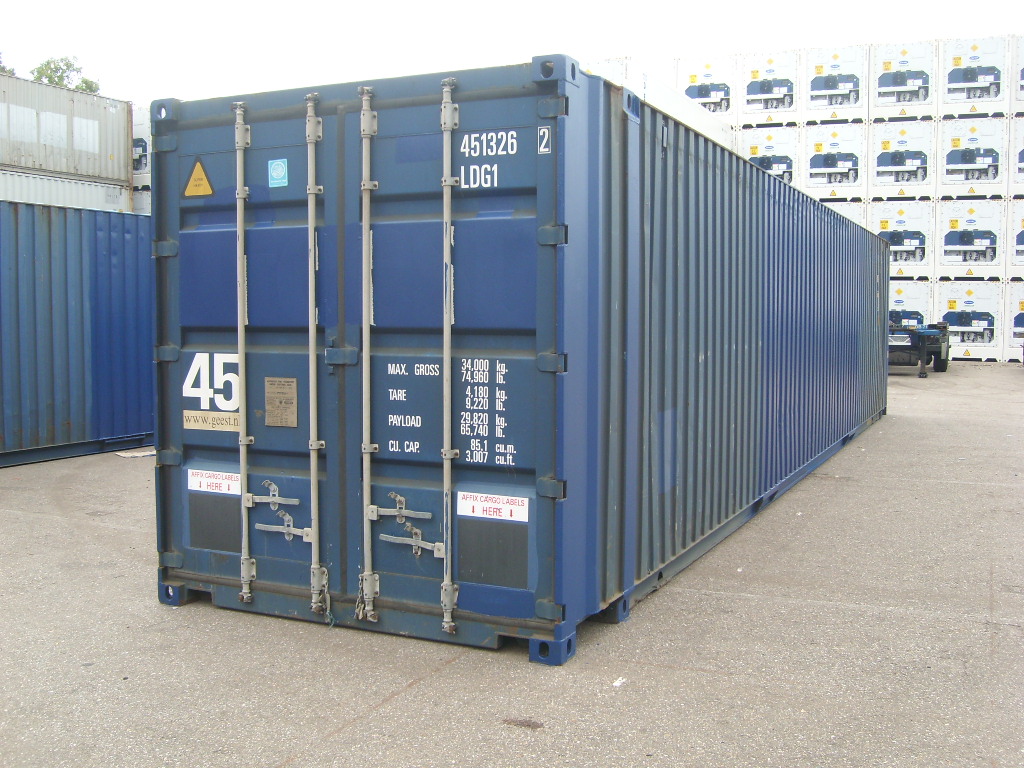 afgekeurde-zeecontainer-kopen-kleine-kastjes-voor-aan-de-muur